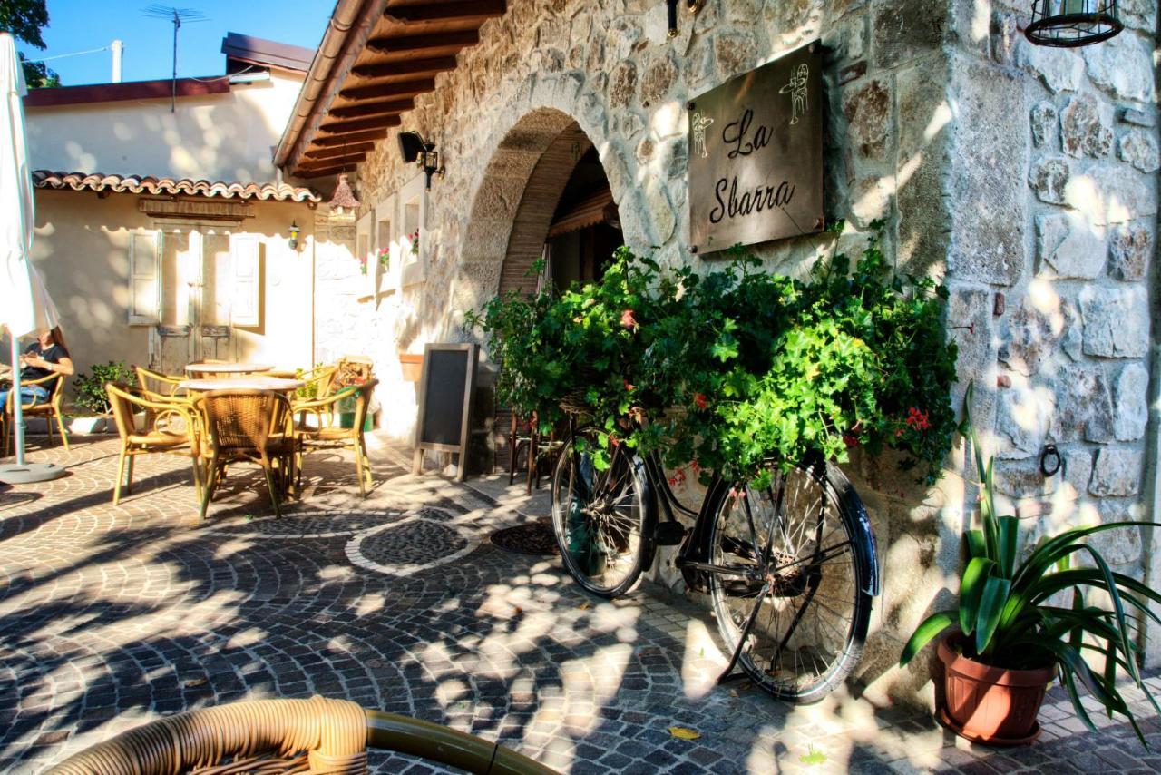 Bed and Breakfast Aria Di Bosco Л'Акуила Экстерьер фото